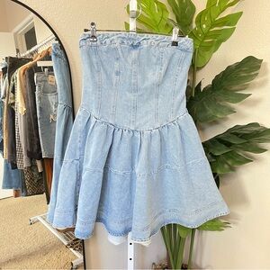 🖤 Fashion Nova Strapless Corset Denim Mini Dress | Light Wash Tiered Skirt Sz L
